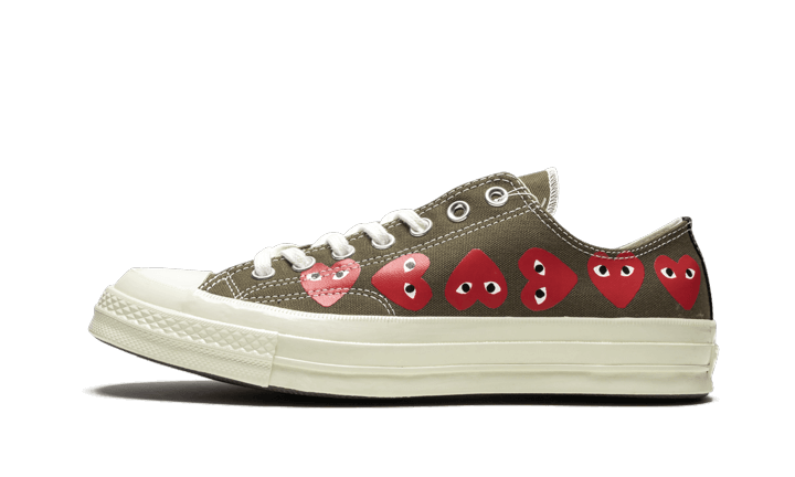chuck-taylor-all-star-70s-ox-comme-des-garons-play-multi-heart-green-basketsold