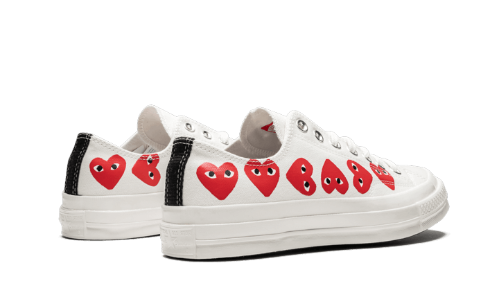chuck-taylor-all-star-70s-ox-comme-des-garons-play-multi-heart-white-basketsold
