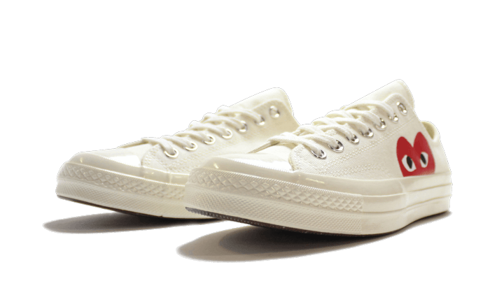 chuck-taylor-all-star-70s-ox-comme-des-garons-play-white-basketsold
