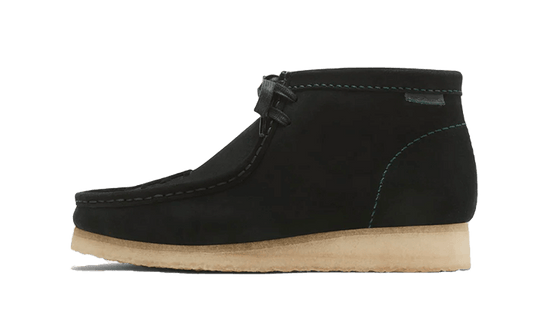 wallabee-boot-kith-dark-green-suede-basketsold