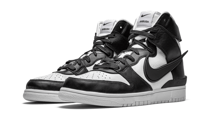 dunk-high-ambush-black-white-basketsold