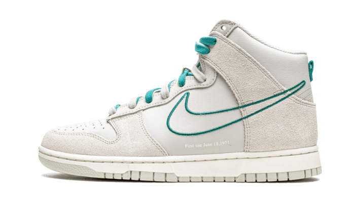 dunk-high-first-use-light-bone-green-noise-basketsold