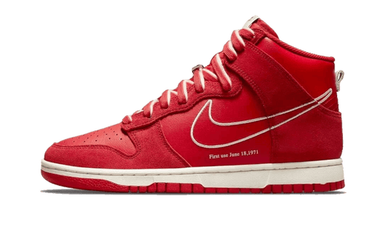 dunk-high-first-use-university-red-basketsold