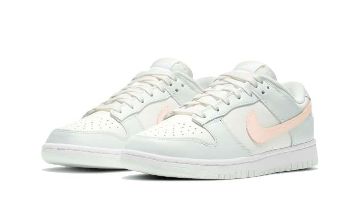 dunk-low-barely-green-basketsold