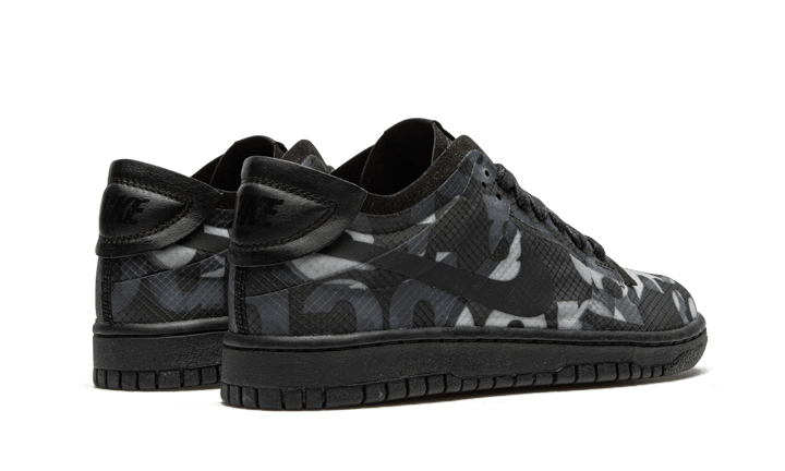 dunk-low-comme-des-garons-print-basketsold