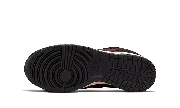 dunk-low-se-fleece-burgundy-crush-basketsold