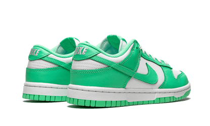 dunk-low-green-glow-basketsold