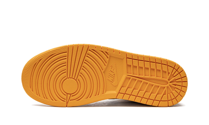air-jordan-1-mid-taxi-basketsold
