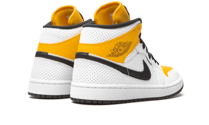 air-jordan-1-mid-laser-orange-basketsold