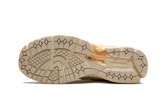 2002r-protection-pack-sandstone-turtledove-basketsold