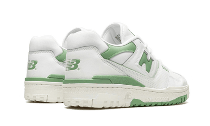 550-white-mint-green-basketsold