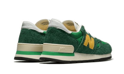 990-v1-made-in-usa-green-gold-basketsold