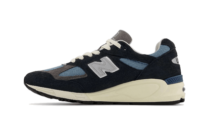 990-v2-miusa-teddy-santis-navy-castlerock-basketsold