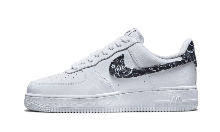 air-force-1-low-07-essential-white-black-paisley-basketsold