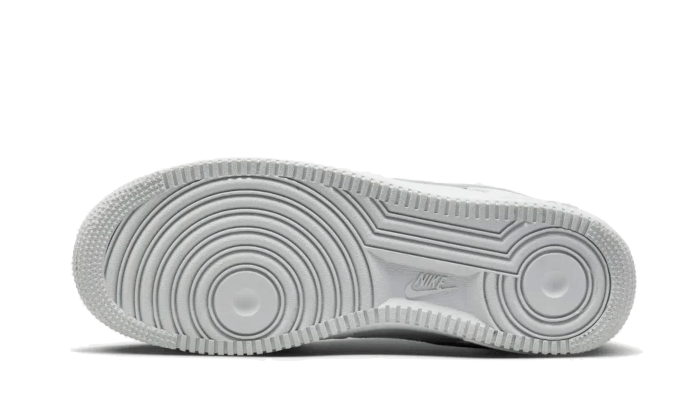 air-force-1-low-retro-color-of-the-month-metallic-silver-basketsold