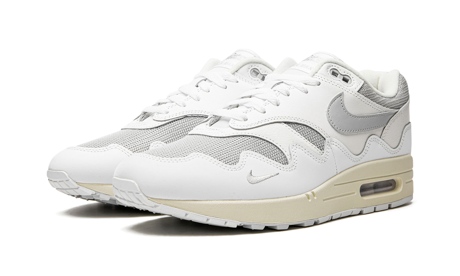 air-max-1-patta-white-grey-basketsold