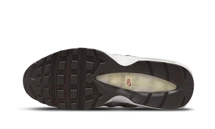 air-max-95-se-social-fc-basketsold