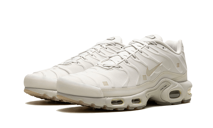 air-max-plus-a-cold-wall-platinum-tint-basketsold