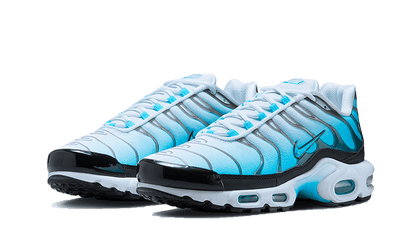 air-max-plus-baltic-blue-basketsold