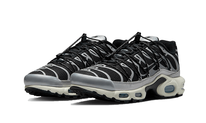 air-max-plus-lace-toggle-black-grey-basketsold