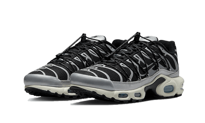 air-max-plus-lace-toggle-black-grey-basketsold