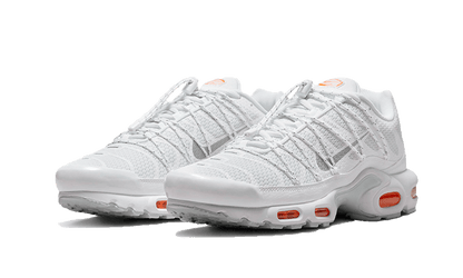 air-max-plus-utility-white-safety-orange-basketsold