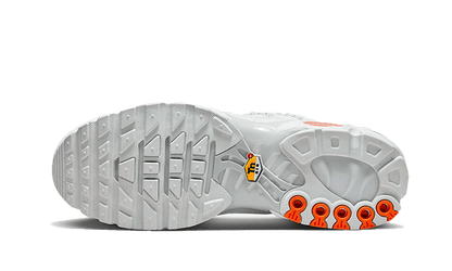 air-max-plus-utility-white-safety-orange-basketsold