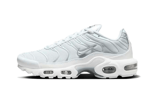 air-max-plus-white-metallic-silver-basketsold