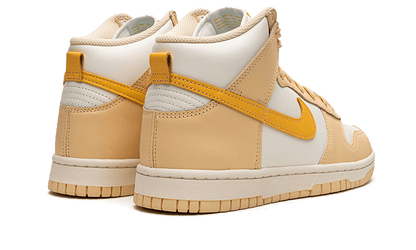 dunk-high-pale-vanilla-basketsold