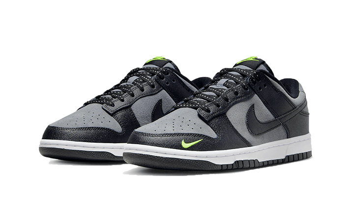 dunk-low-black-grey-green-strike-basketsold