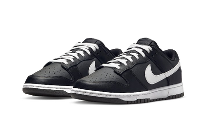 dunk-low-black-white-2022-basketsold