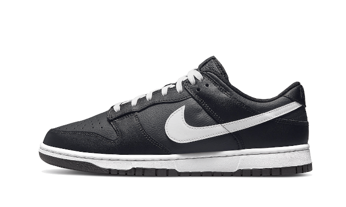 dunk-low-black-white-2022-basketsold