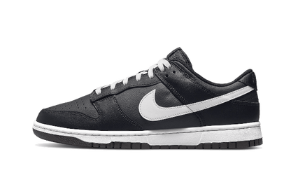 dunk-low-black-white-2022-basketsold