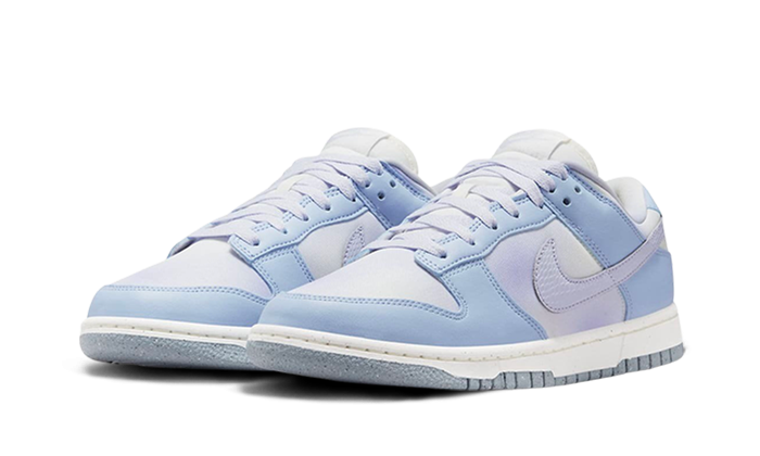 dunk-low-white-blue-airbrush-basketsold