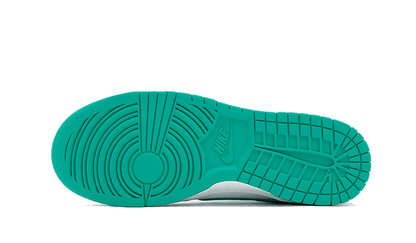 dunk-low-clear-jade-basketsold