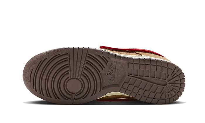 dunk-low-clot-cork-basketsold
