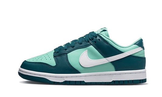 dunk-low-geode-teal-basketsold