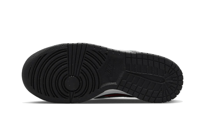 dunk-low-next-nature-marker-swoosh-basketsold