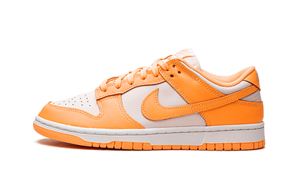 dunk-low-peach-cream-basketsold