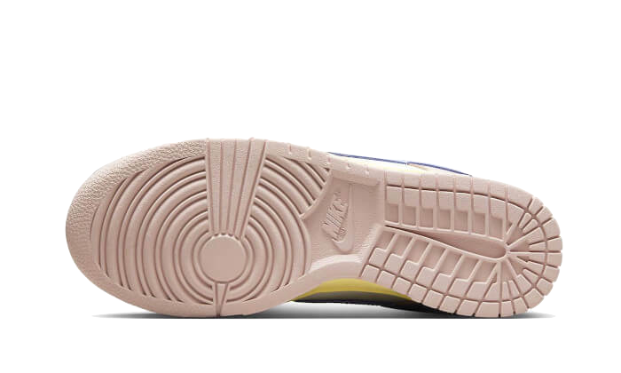 dunk-low-pink-oxford-white-basketsold