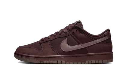 dunk-low-premium-burgundy-crush-basketsold