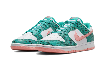 dunk-low-snakeskin-washed-teal-bleached-coral-basketsold