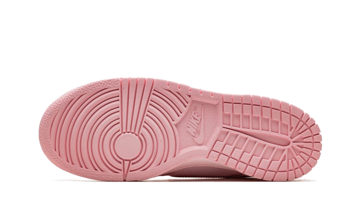 dunk-low-triple-pink-barbie-basketsold