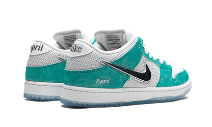 sb-dunk-low-april-skateboards-basketsold