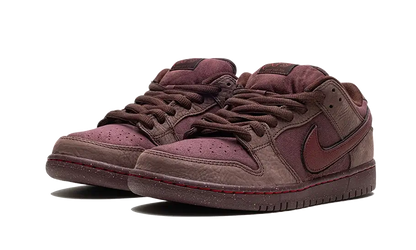 Nike SB Dunk Low City Of Love Burgundy Crush - FN0619-600