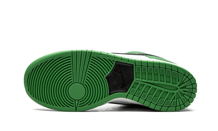 sb-dunk-low-classic-green-basketsold