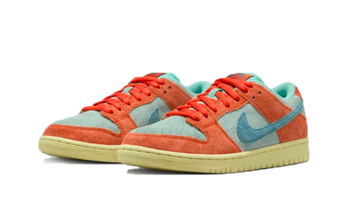 sb-dunk-low-orange-emerald-rise-basketsold