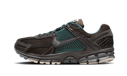 zoom-vomero-5-premium-baroque-brown-basketsold
