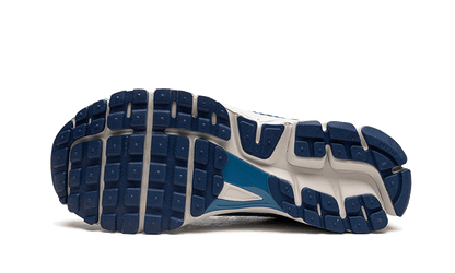 zoom-vomero-5-worn-blue-basketsold