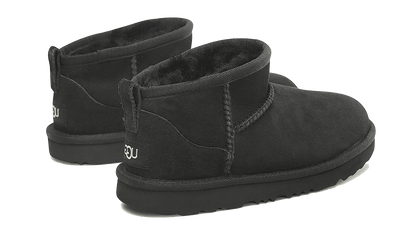 classic-ultra-mini-boot-black-enfant-basketsold